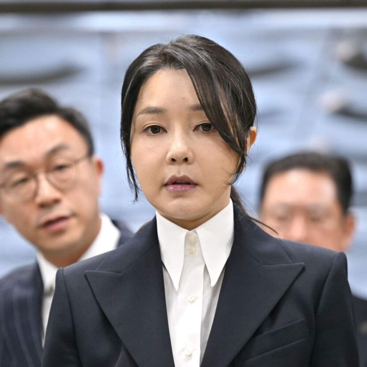 Former South Korean First Lady Jailed for 20 months for Bribery