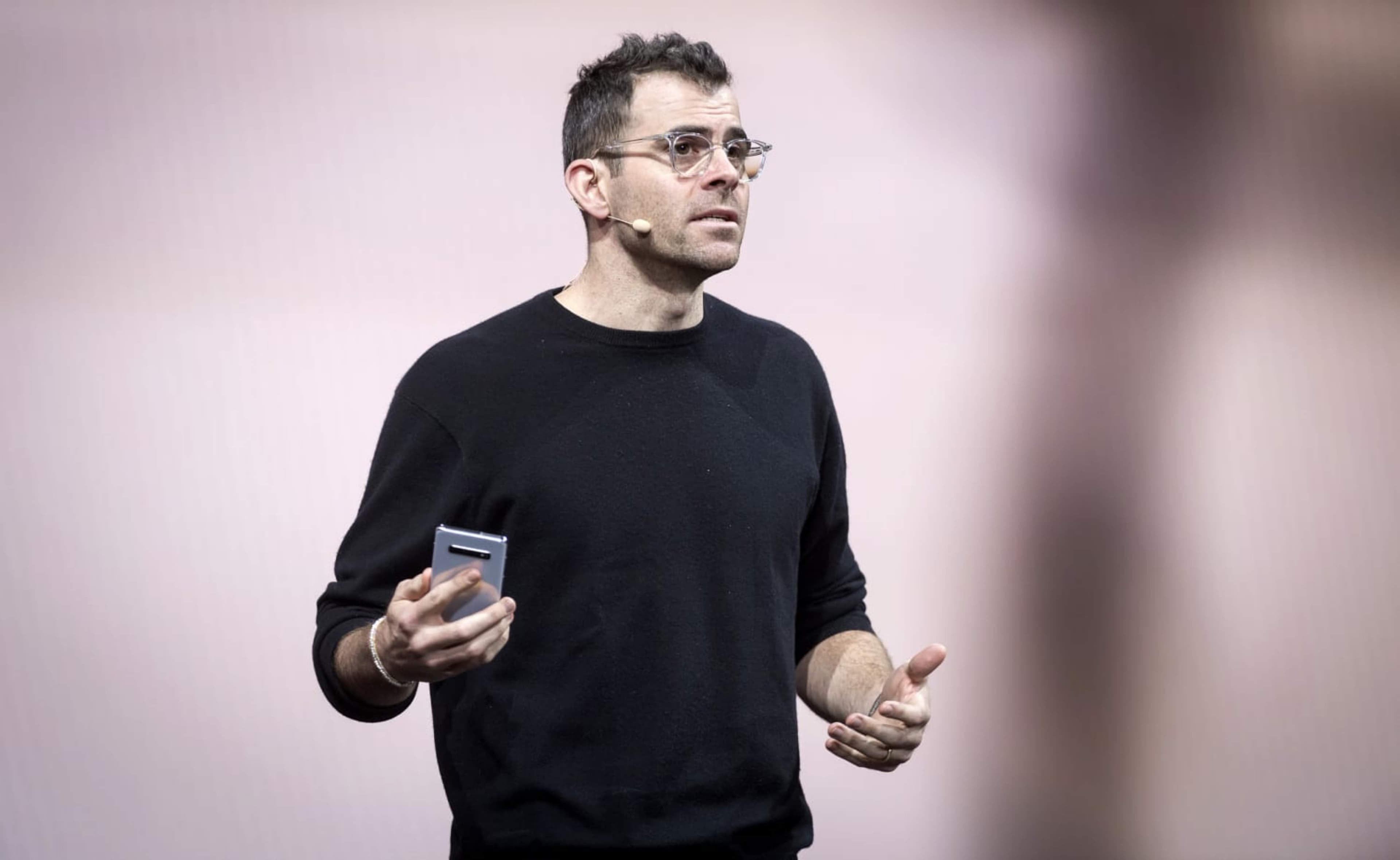 Instagram CEO Testifies in Child Addiction Trial