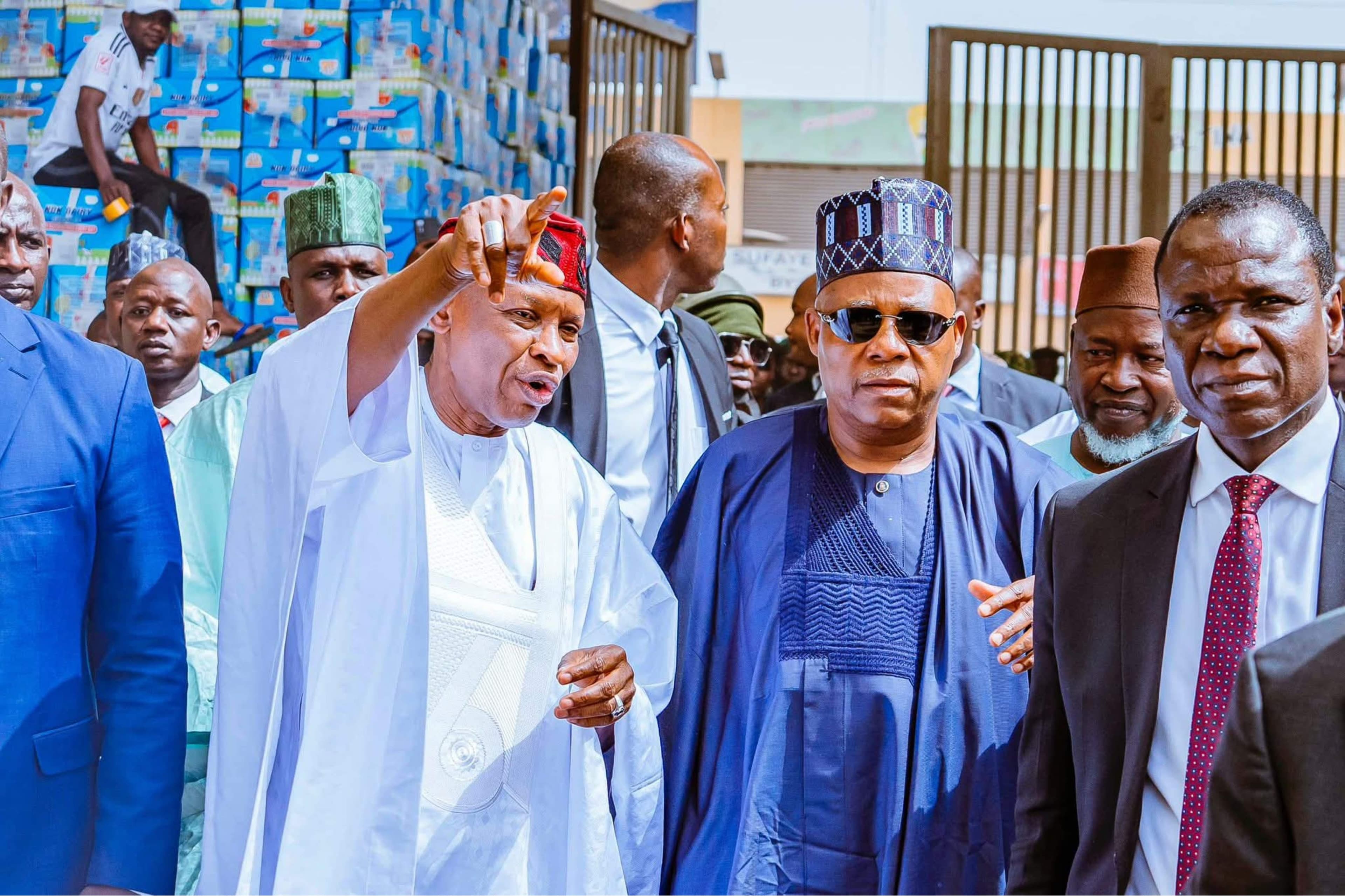 FG Donates N5bn to Victims of Singer Market Inferno