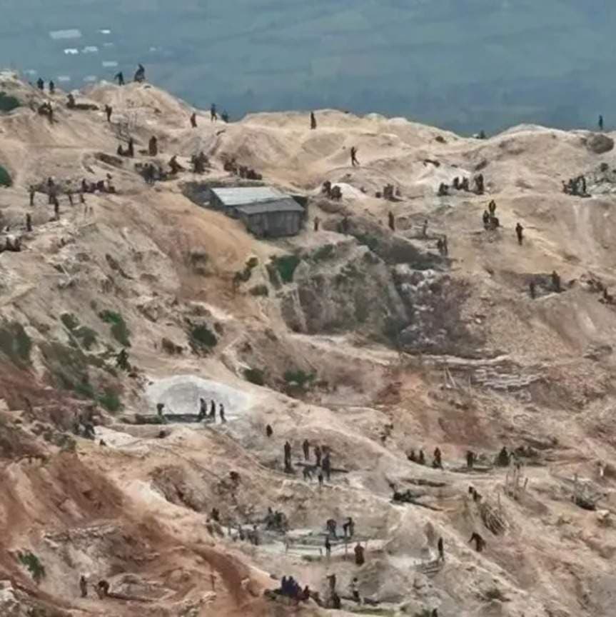 200 Killed After Landslide at DR Congo's Rebel-Held Mine