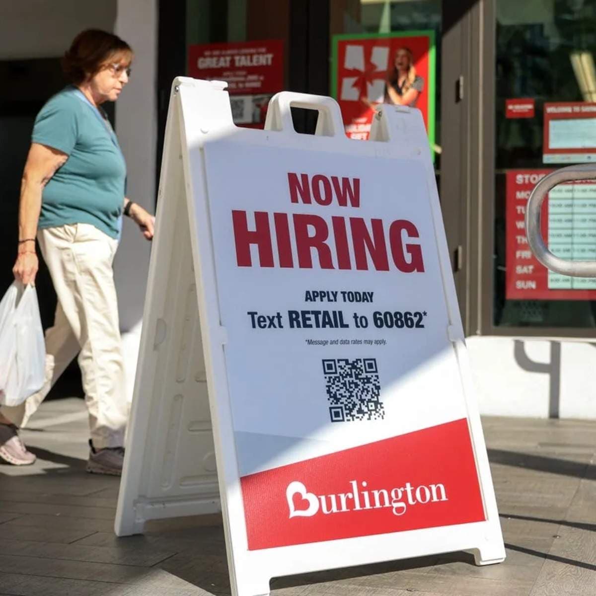 United States Records 92,000 Job Losses in February