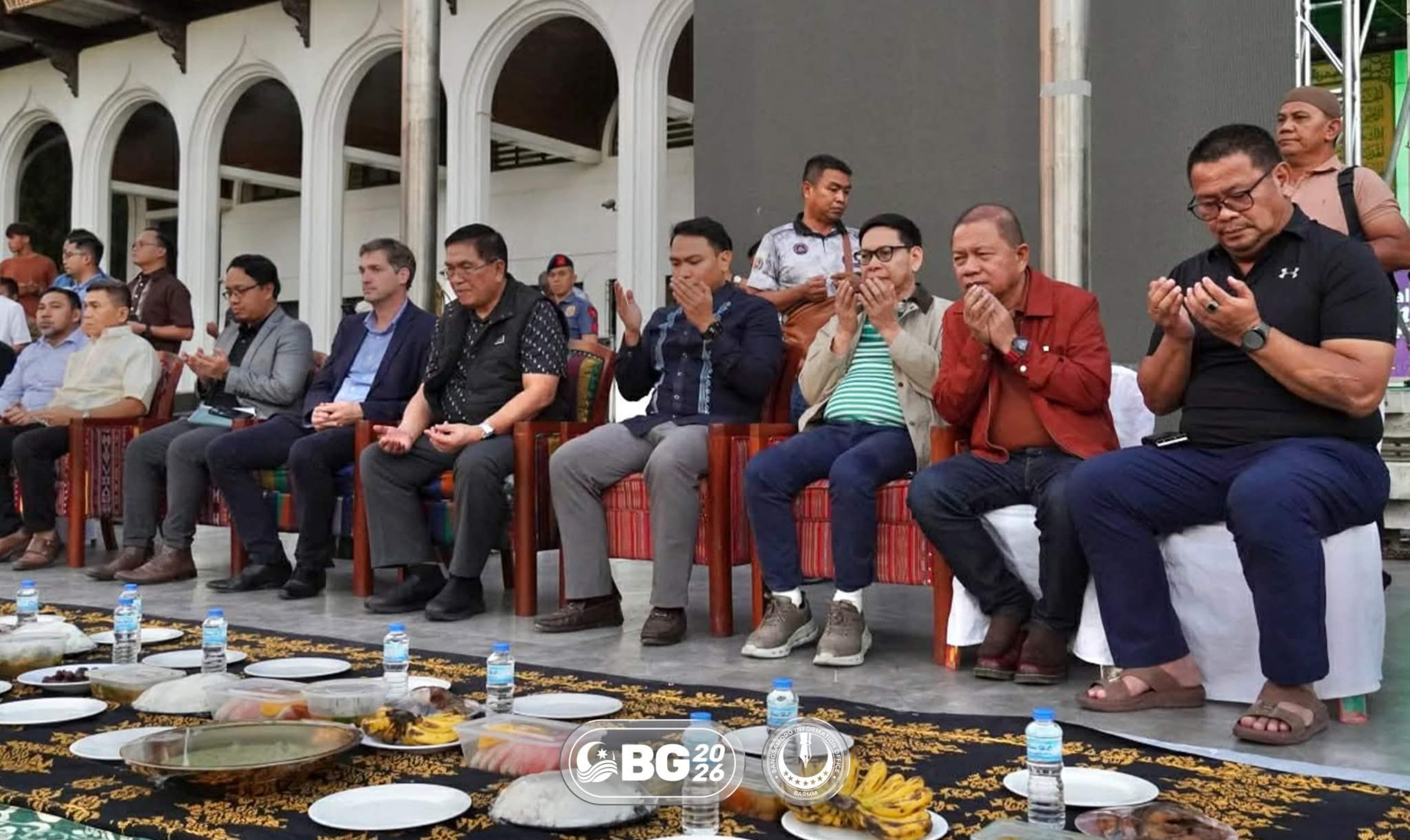 Thousands Attend Philippines' Bangsamoro Iftar