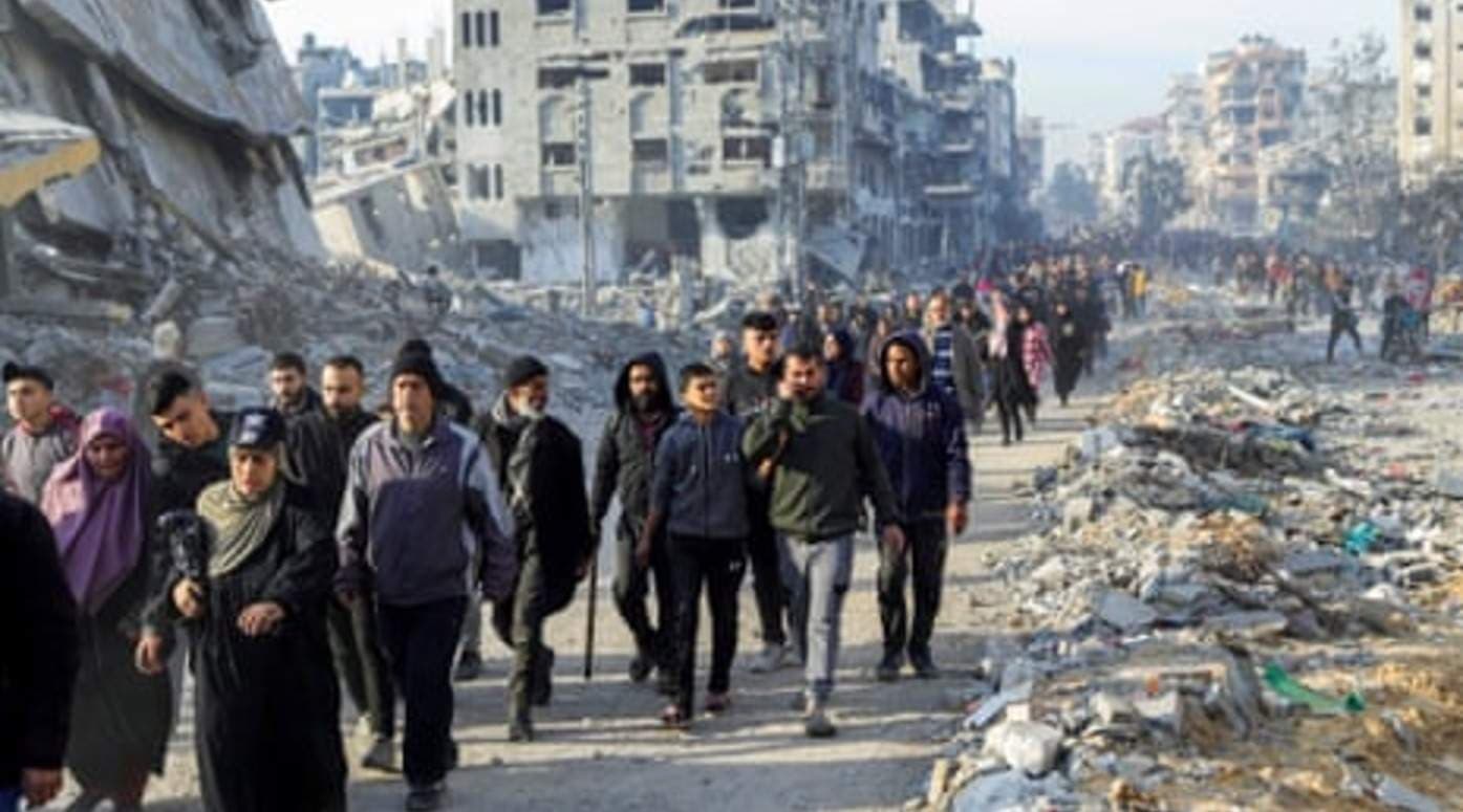 Hundreds of Palestinians Celebrate in War-ravaged Gaza