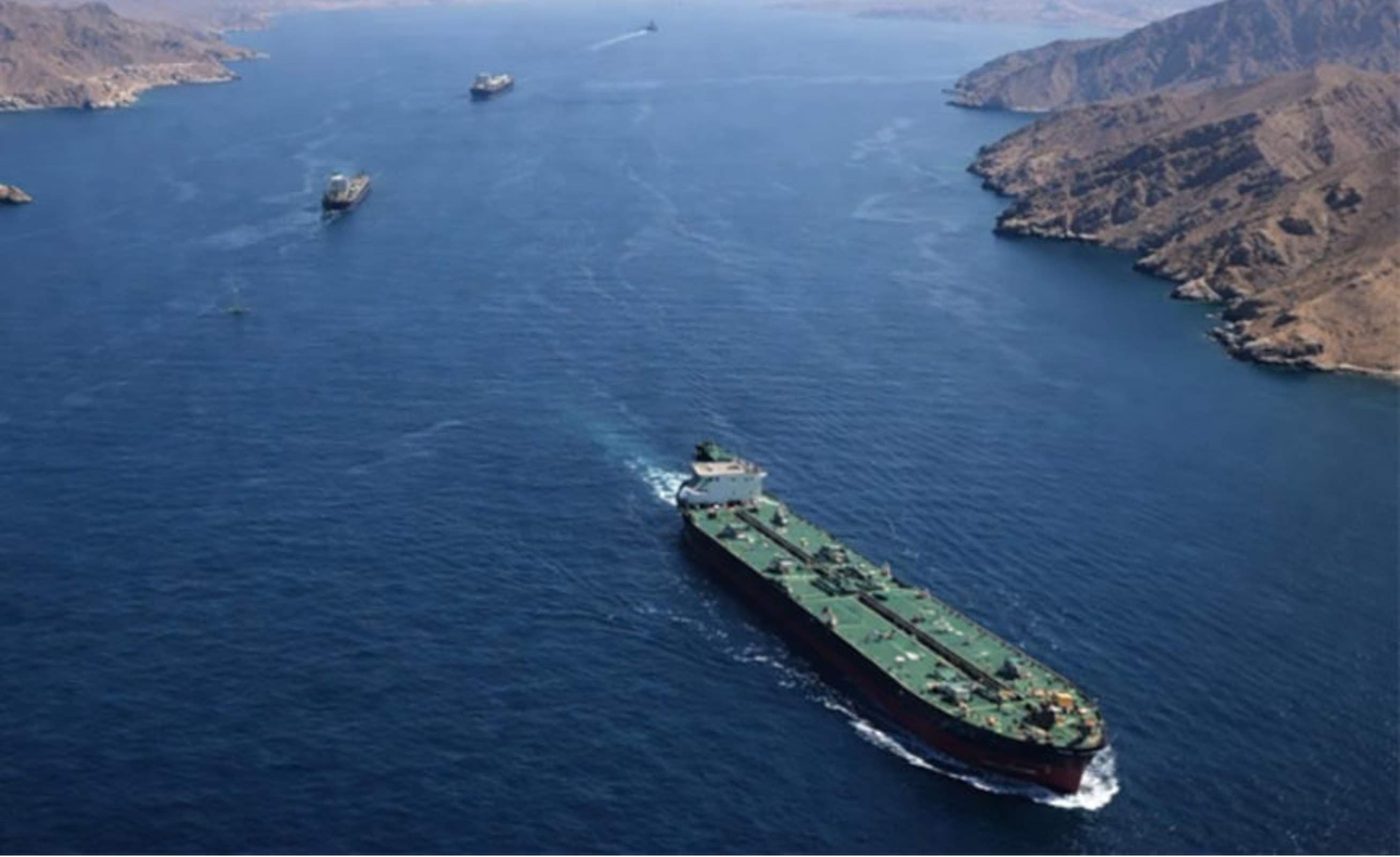 Oman, Iran Hold Talks on Easing Strait of Hormuz