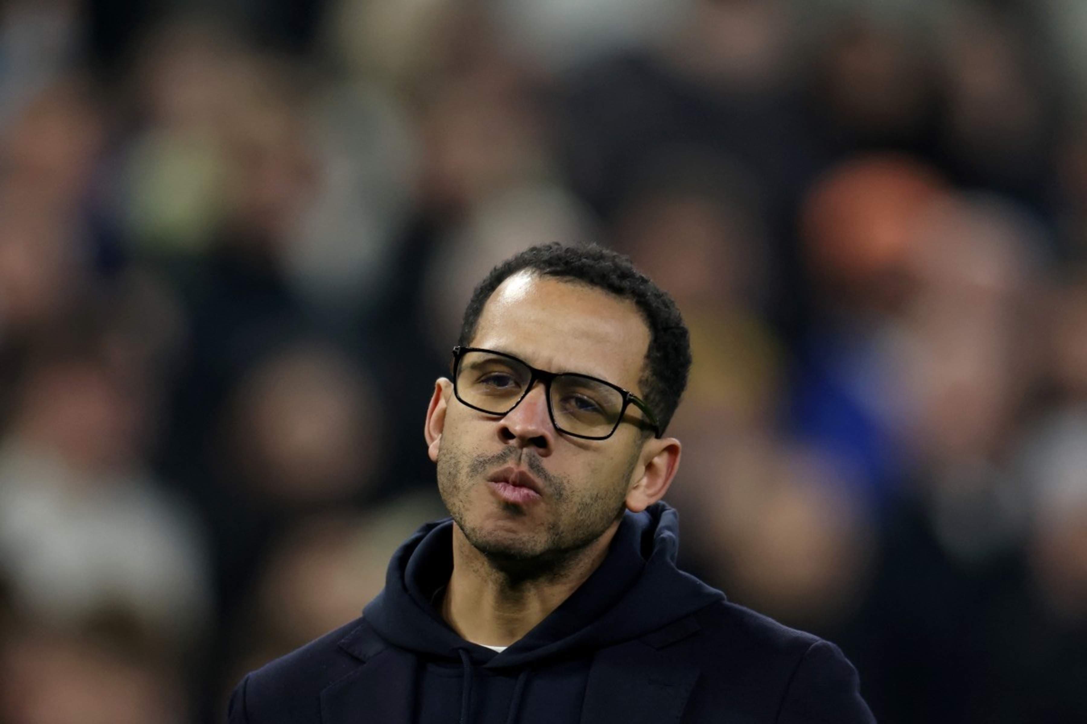 Chelsea Sack Rosenior After Dismal run of Defeats