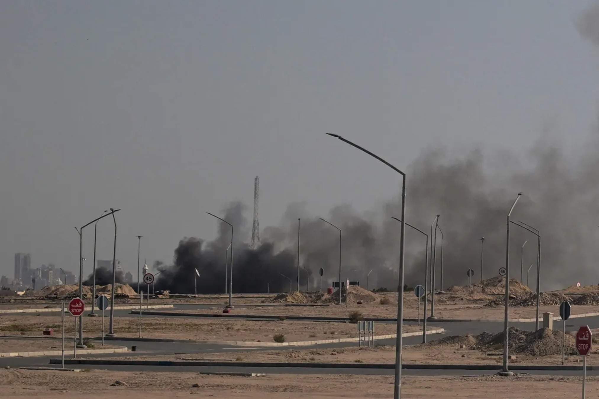 US and Iran Trade Fresh Strikes as Iranian Drones Hit Kuwait Airport