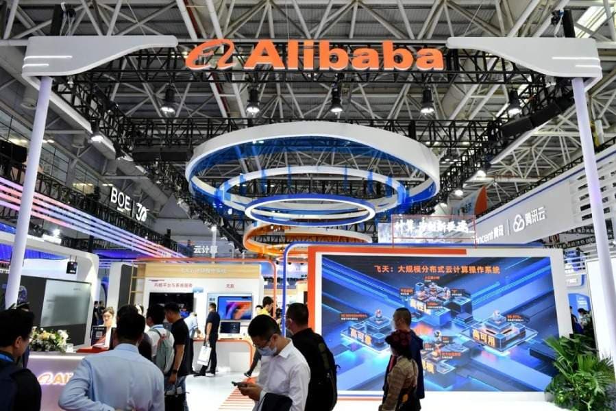 Beijing Furious as Pentagon Blacklists Alibaba, Baidu