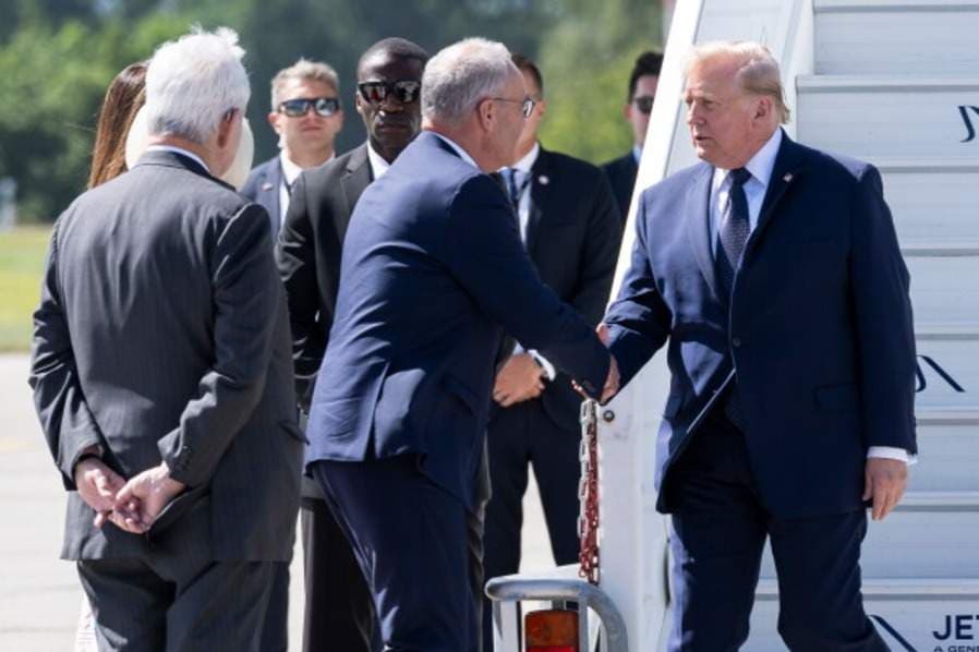 Trump Lands in Geneva for G7 Iran Talks