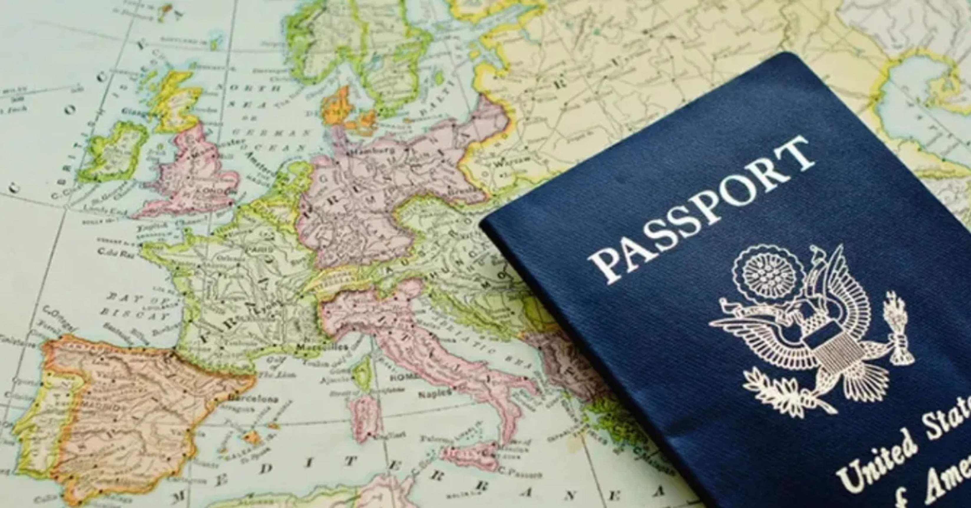 US Warns Nigerians with Dual Citizenship Over Passport Rules