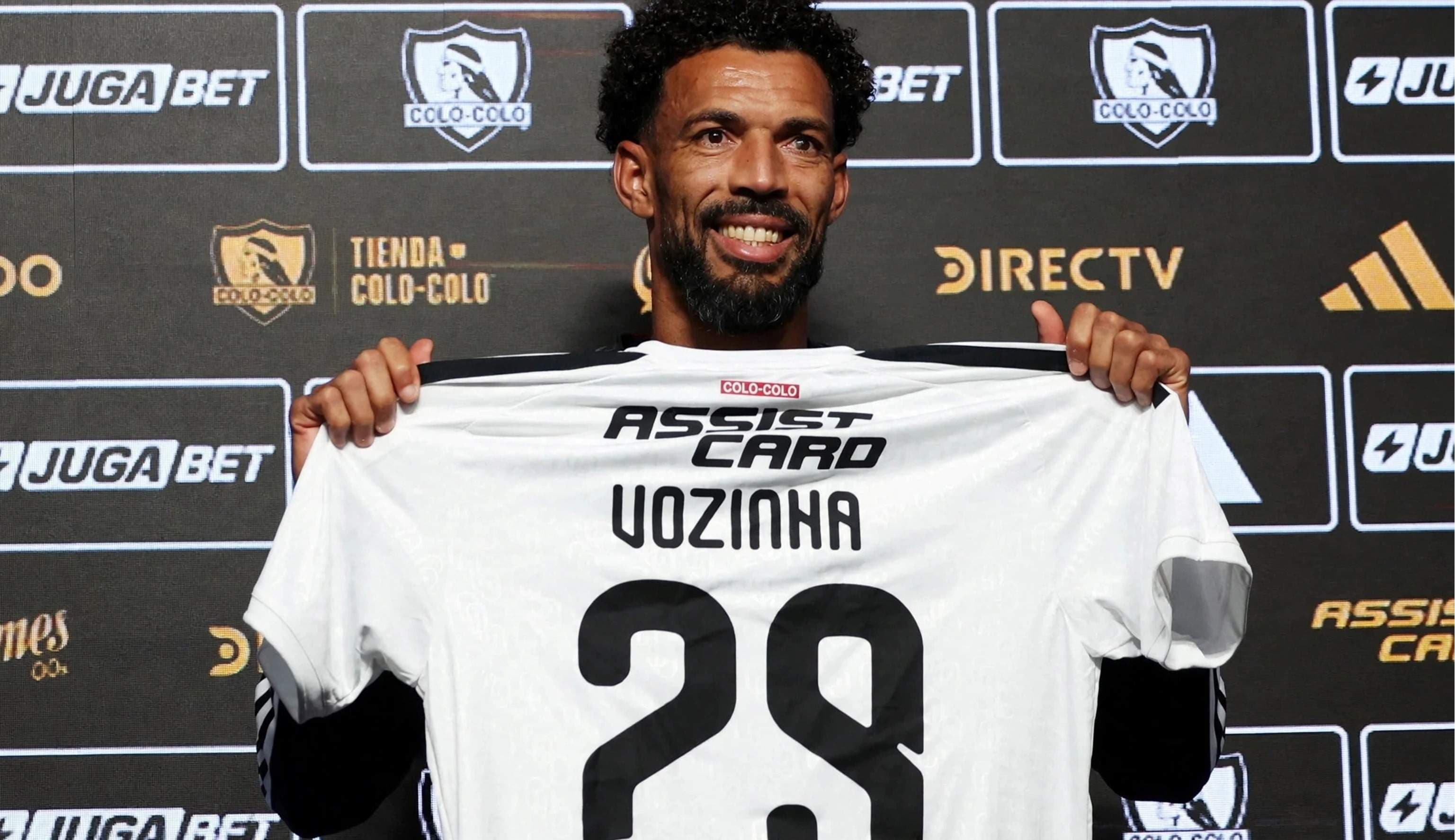 At 40, World Cup Hero Vozinha Seals Dream Colo-Colo Move