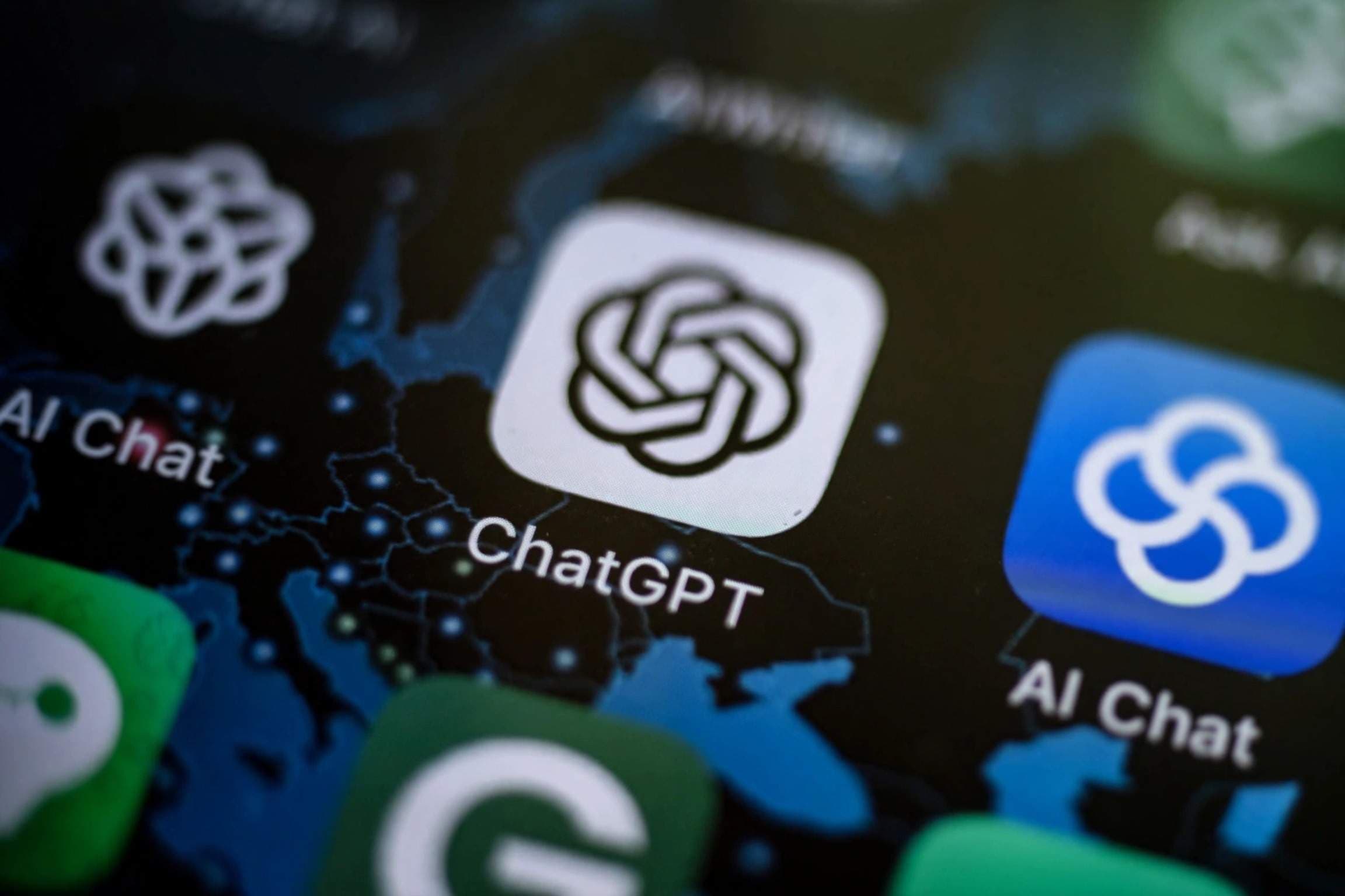 ChatGPT can now Summarise and Send Your iMessages