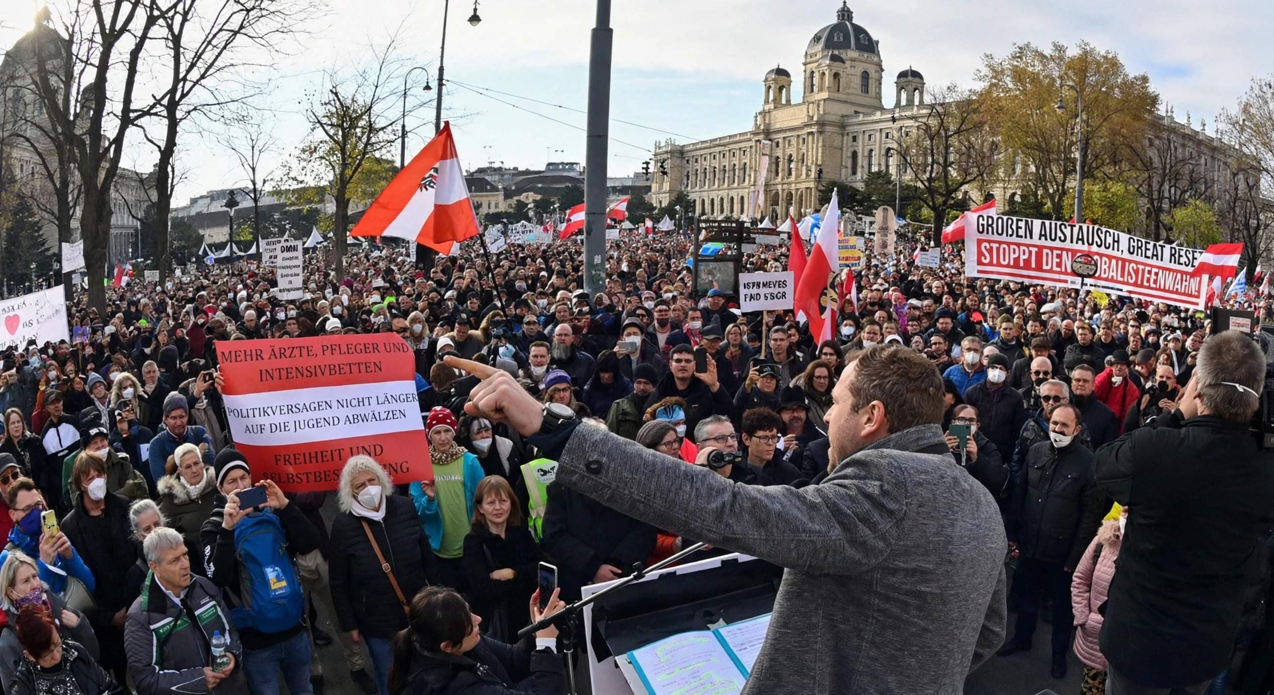'No to NATO': Vienna Protesters Demand Austria Upholds Neutrality