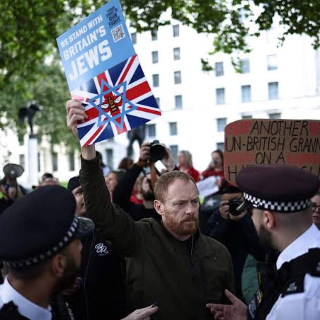 Pro-Palestine and Pro-Israel Protesters Face off on October 7 Anniversary